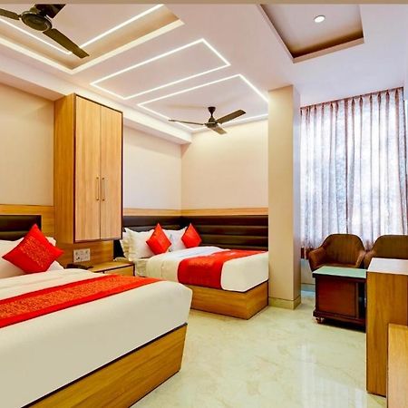 Hotel Express New Delhi Eksteriør bilde