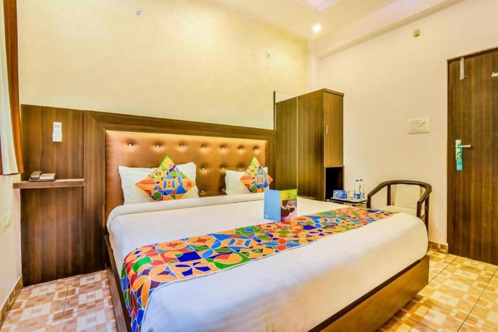 Hotel Express New Delhi Eksteriør bilde