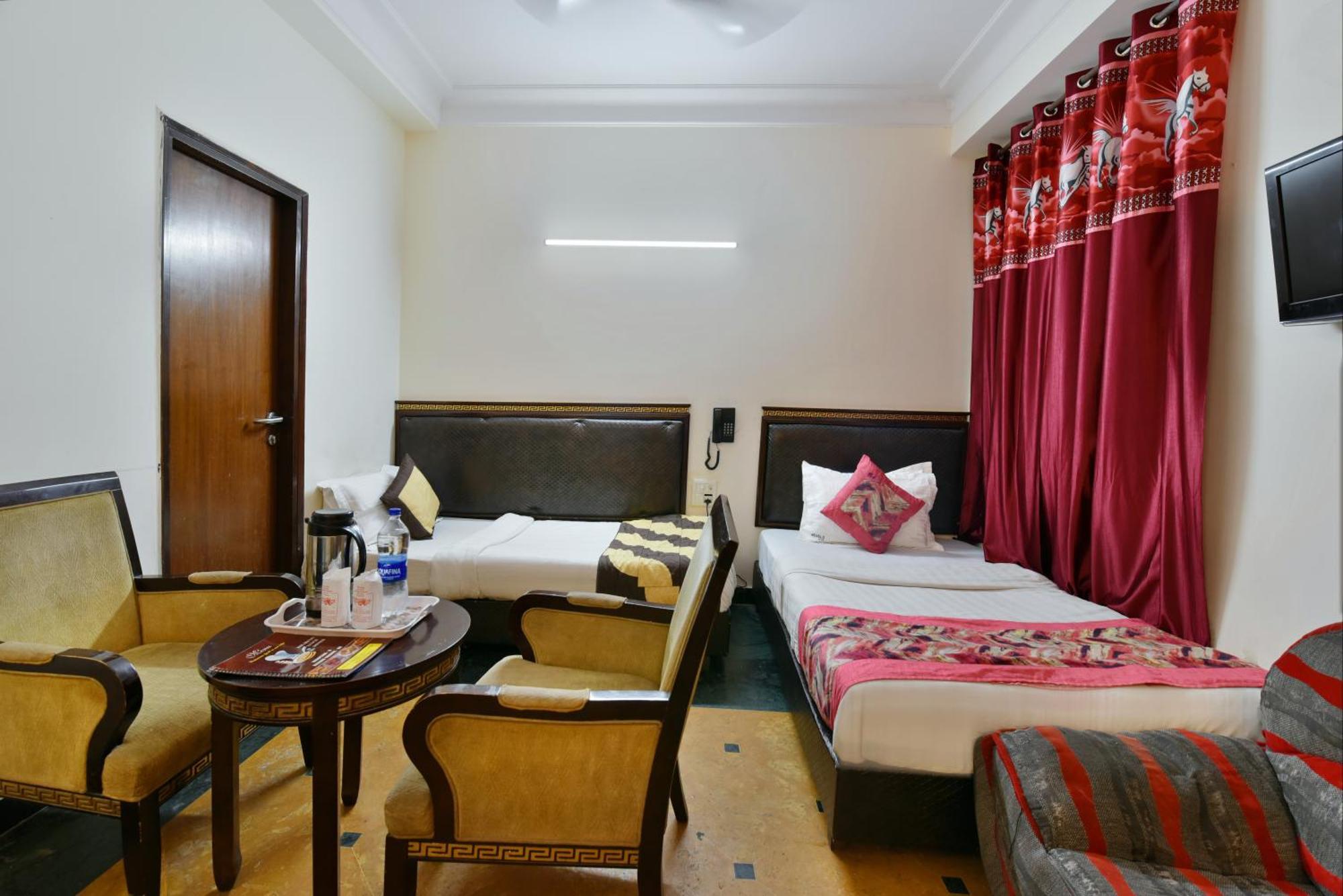 Hotel Express New Delhi Eksteriør bilde